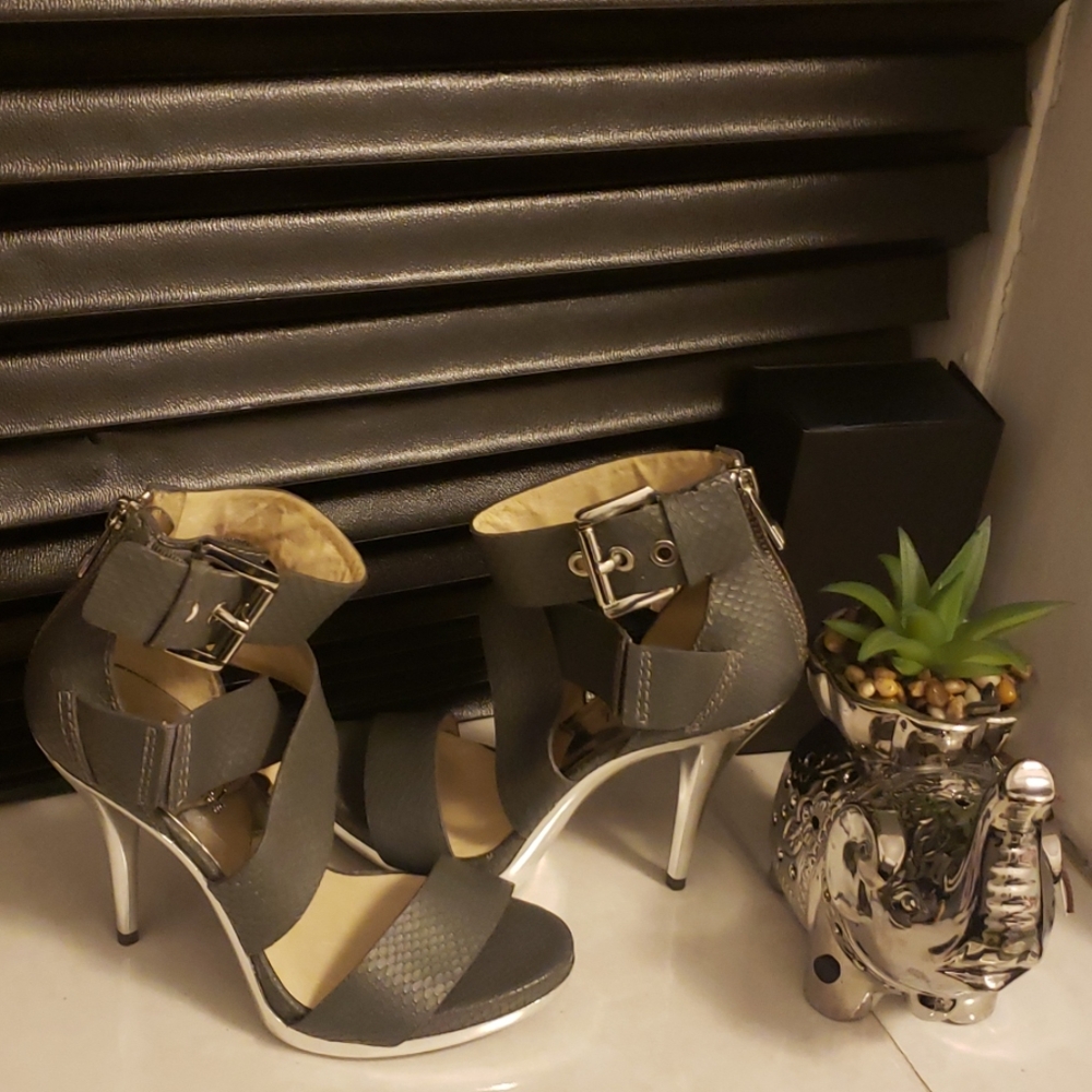 Michael Kors grey high heels